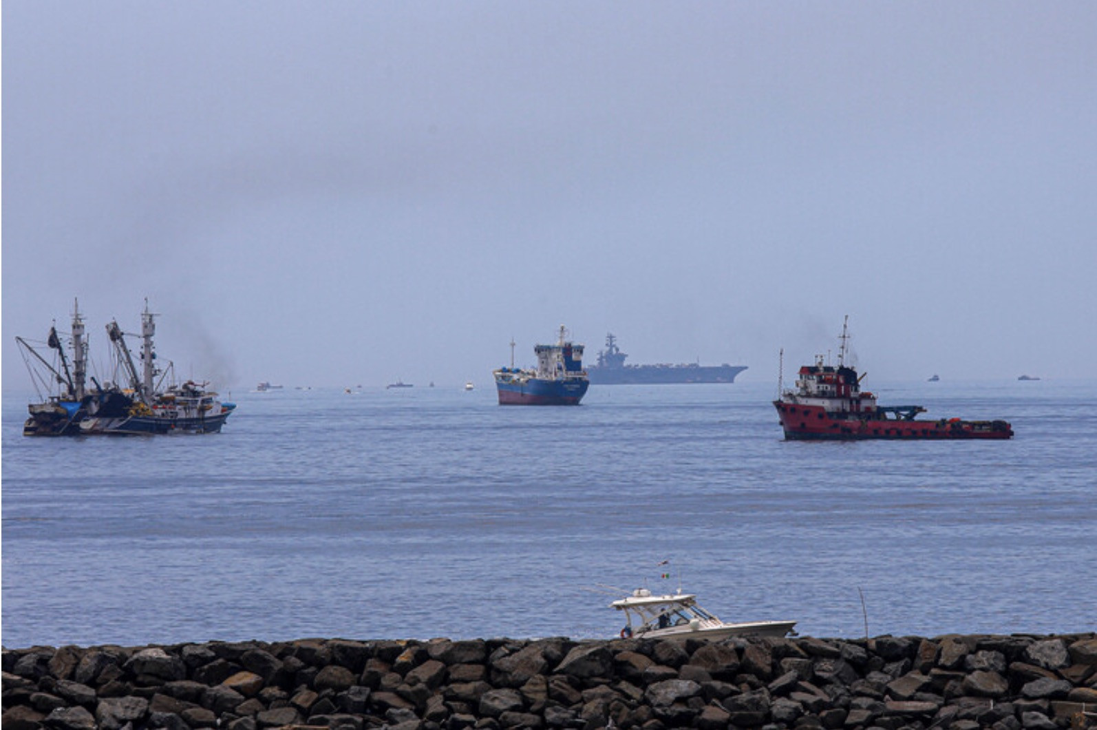 Iran phủ nhận tàu chiến Mỹ đi qua eo Hormuz. Ảnh: Anadolu.