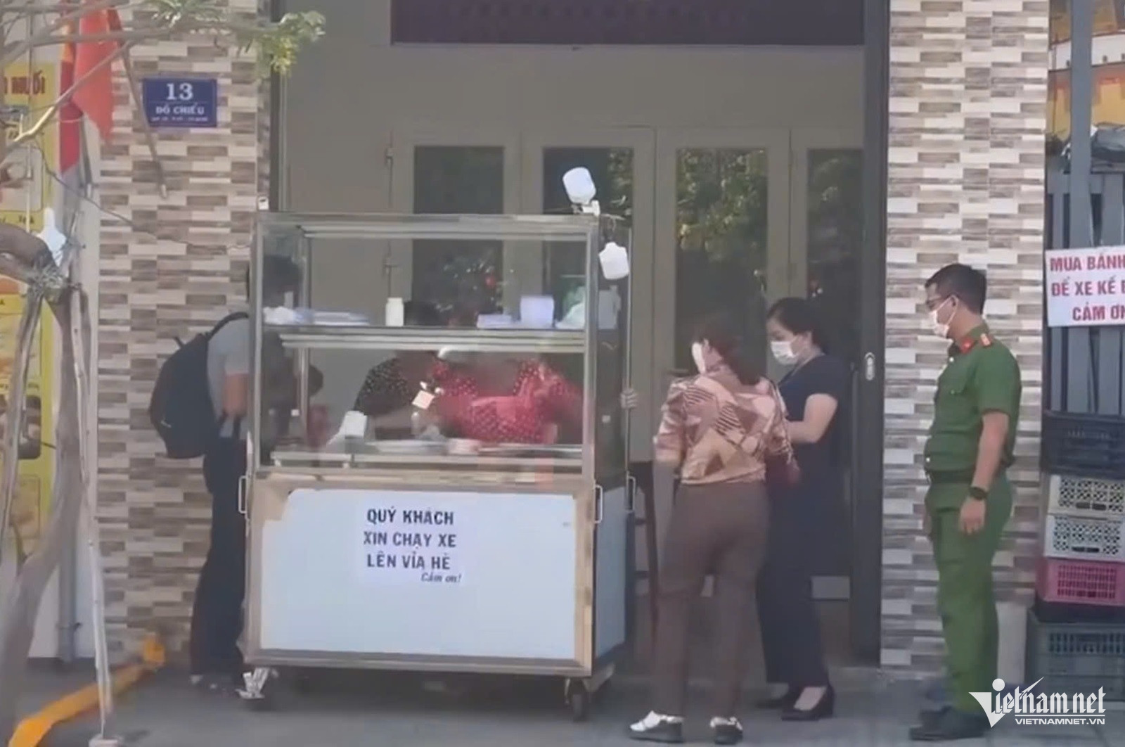 W-Thêm 48 người nhập viện nghi ngộ độc do ăn bánh mì ở đồ chiểu, phường Vũng Tàu, TPHCM..jpg