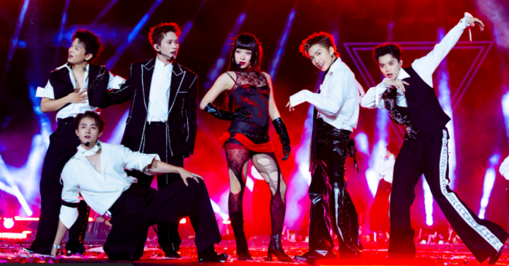 Concert Anh trai say hi dùng hát đè.