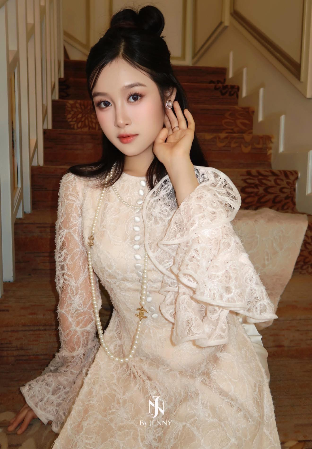 Con gái Lê PhươngLê Huỳnh Bảo Ngọc tỏa sáng trong vai Tú phim Bóng ma hạnh phúc - Ảnh 11.