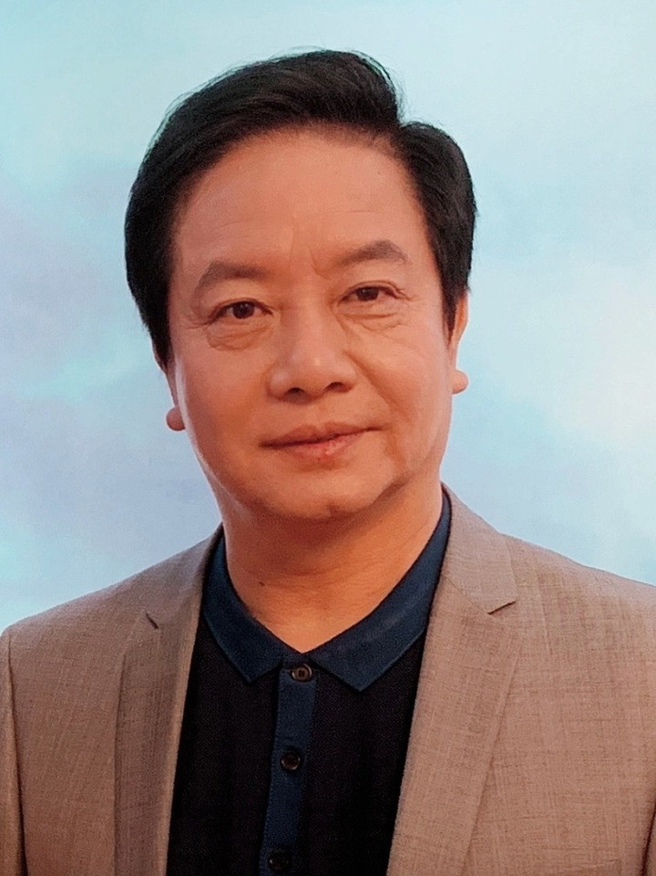 Đường Tăng đầu tiên của 'Tây du ký': Trở thành giáo sư, đời tư kín tiếng插图2 Uông Việt chuyển sang công tác giảng dạy.