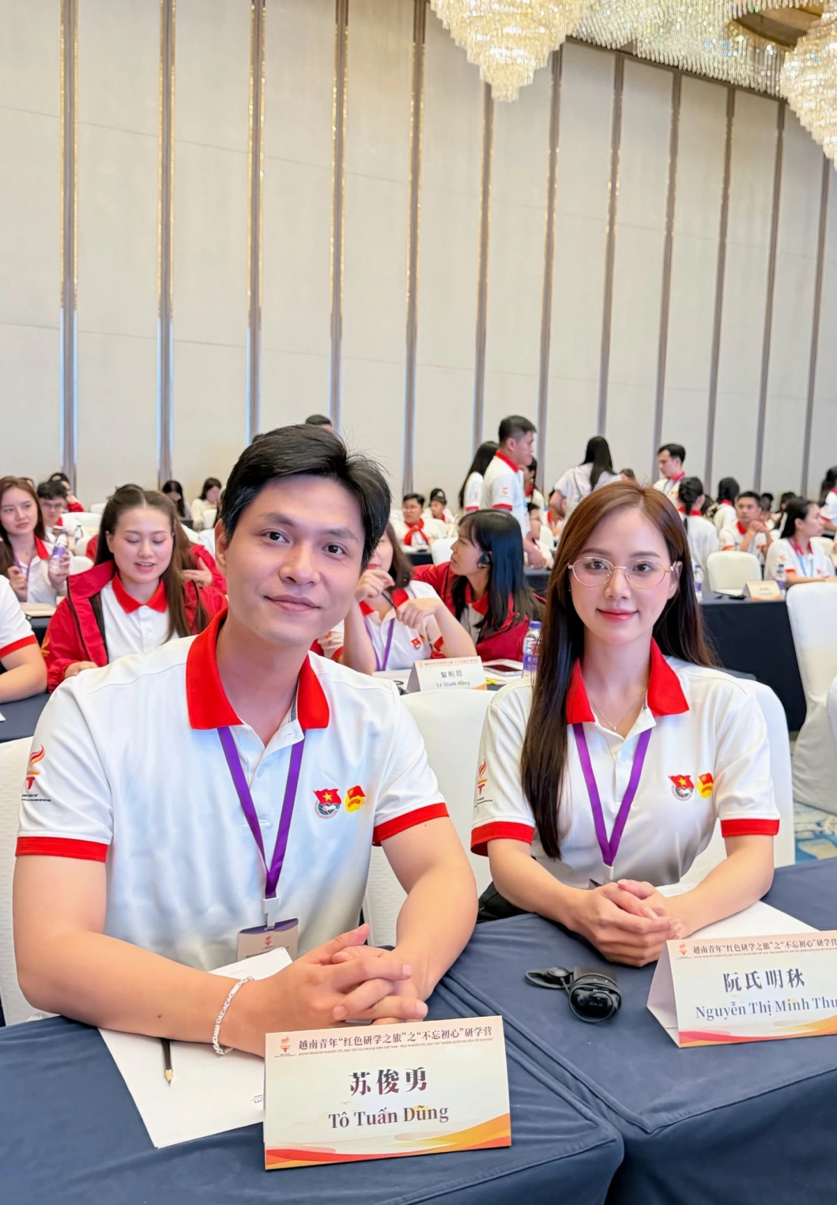 sao viet 13 4 tang duy tan dang anh di du lich cung bich phuong hinh anh 4