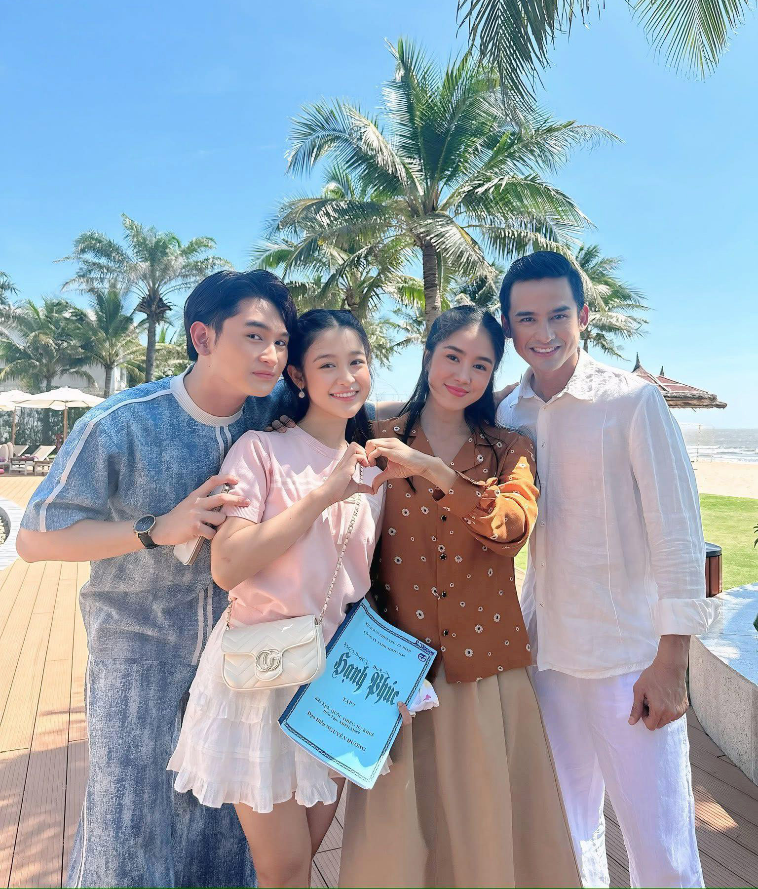 Sắc vóc đời thường gây chú ý của