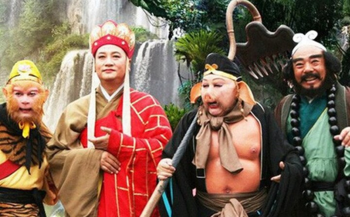 Cùng Tôn Ngộ Không, Sa Ngộ Tĩnh tháp tùng Đường Tam Tạng đi thỉnh kinh nhưng cuối cùng, chức vụ của Bát Giới lại thấp nhất.