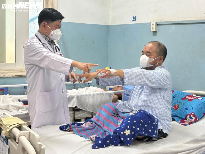 Bệnh nhân đột quỵ điều trị tại Bệnh viện Nhân dân Gia Định.