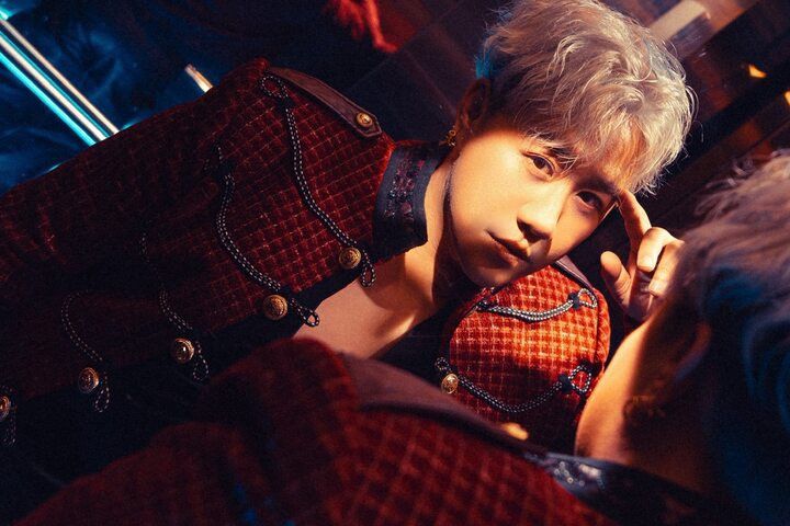 Nam ca sĩ không ít lần vướng lùm xùm trong sự nghiệp.