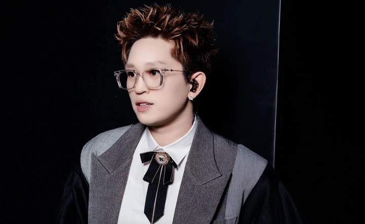 Rapper B Ray gây tranh cãi vì câu rap phản cảm.