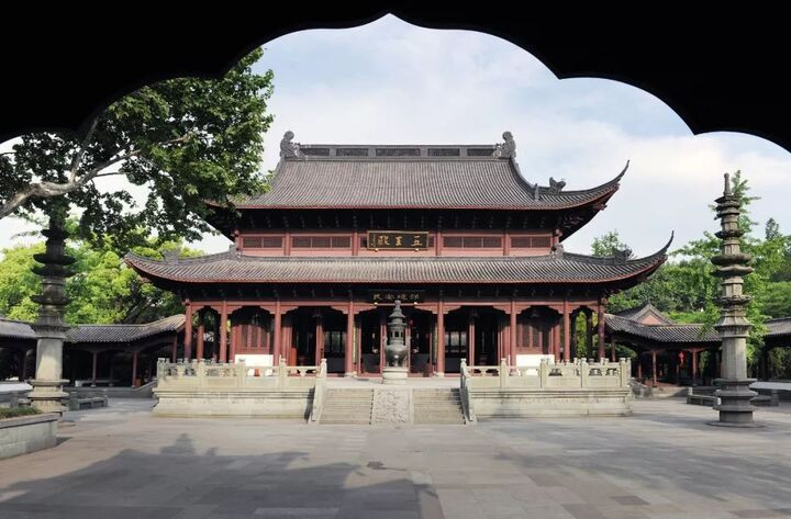 Đền thờ các vị vua họ Tiền, nơi khởi nguồn của