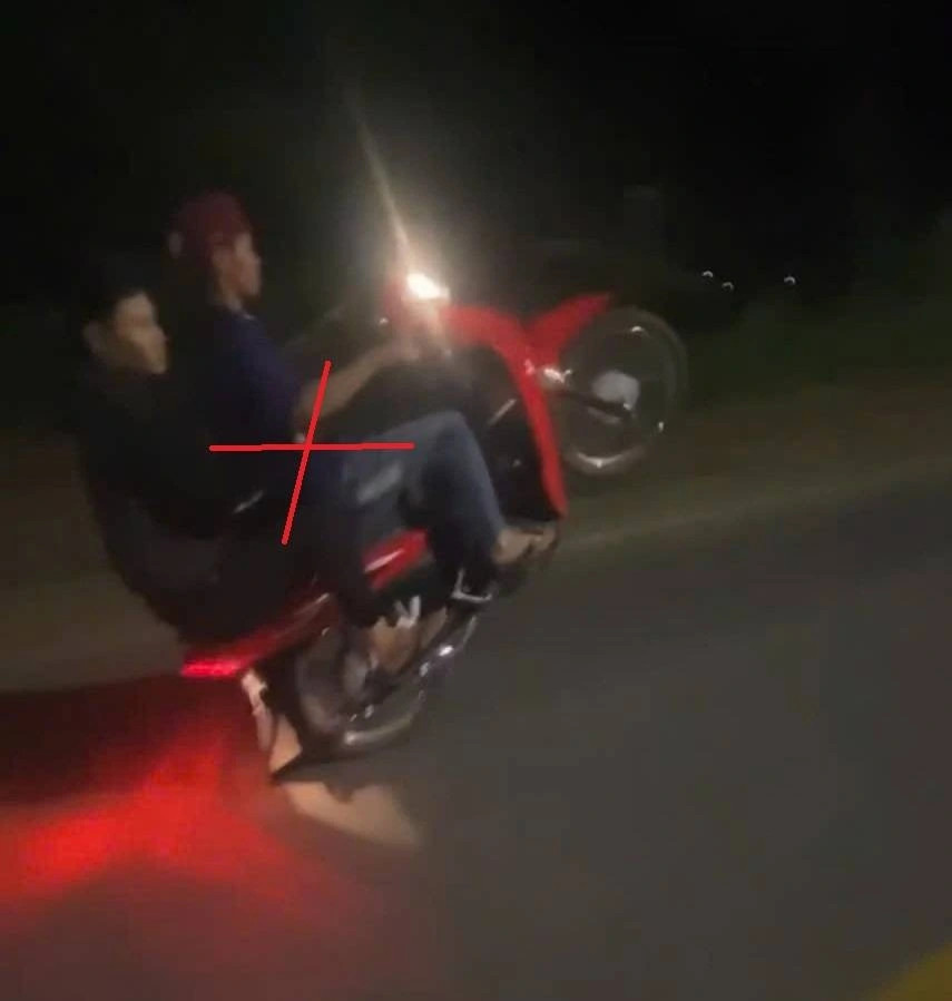 xu ly thanh nien 17 tuoi boc dau xe may dang len mang xa hoi hinh anh 1