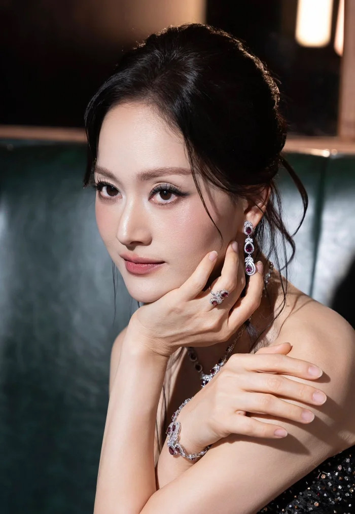 Diễn viên Lan Phương: Nỗ lực bước tiếp sau nhiều biến cố đời tư- Ảnh 1.