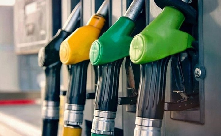 Giá dầu hôm nay tiếp tục giảm mạnh. (Ảnh minh họa).