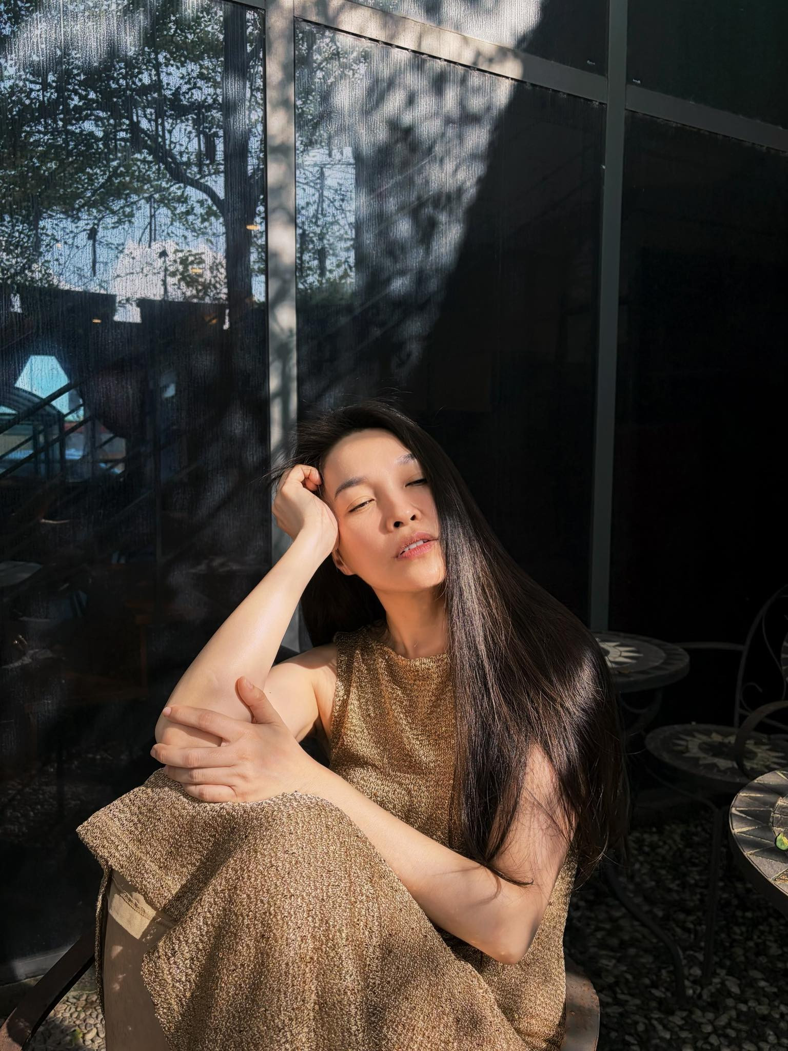 Nữ ca sĩ “Nhật ký của mẹ” sau 24 năm đơn thân nuôi con gái, hiện có cuộc sống bình yên ở tuổi trung niên - Ảnh 5.