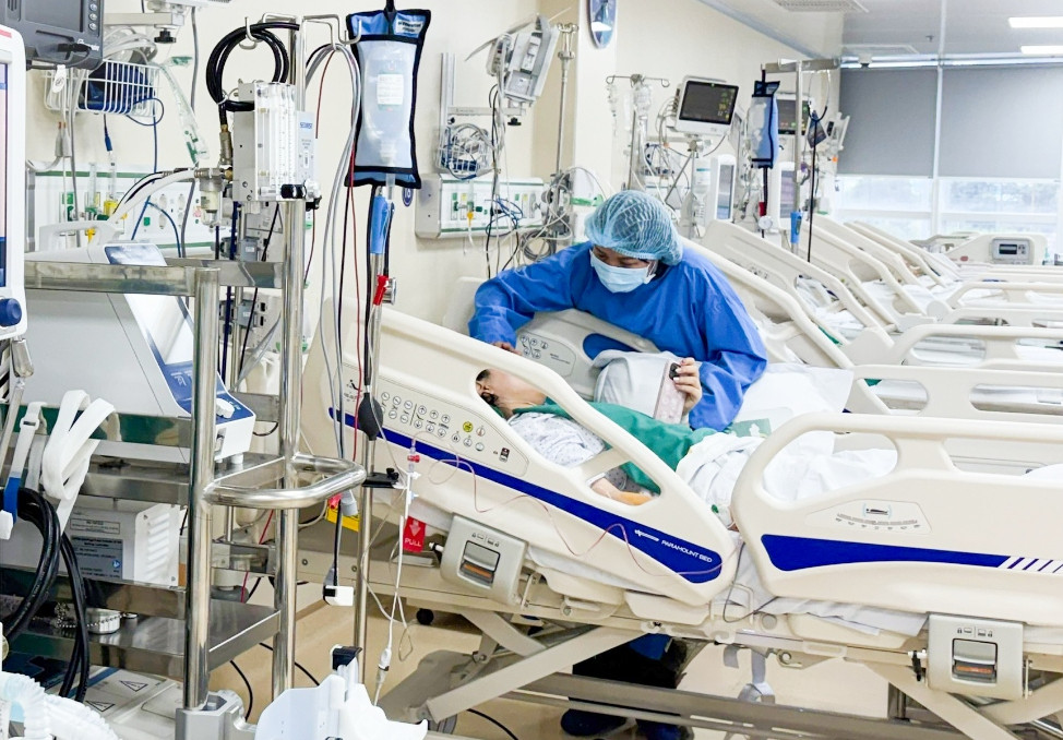 Nữ sinh 17 tuổi sốc tim nguy kịch vì viêm cơ tim cấp từ 1 dấu hiệu nhiều người Việt bỏ qua - Ảnh 1.