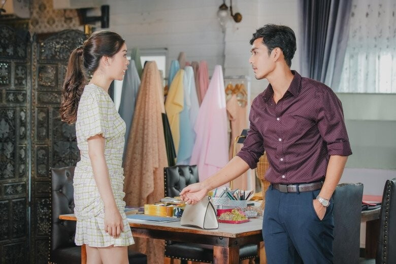 thay-chong-len-dua-tien-cho-chi-giup-viec-mang-thai-toi-mung-ro-khi-biet-bo-dua-tre-la-ai-kw-ep07-sc25-2-1727791372-172-width780height520-1777449300.jpg
