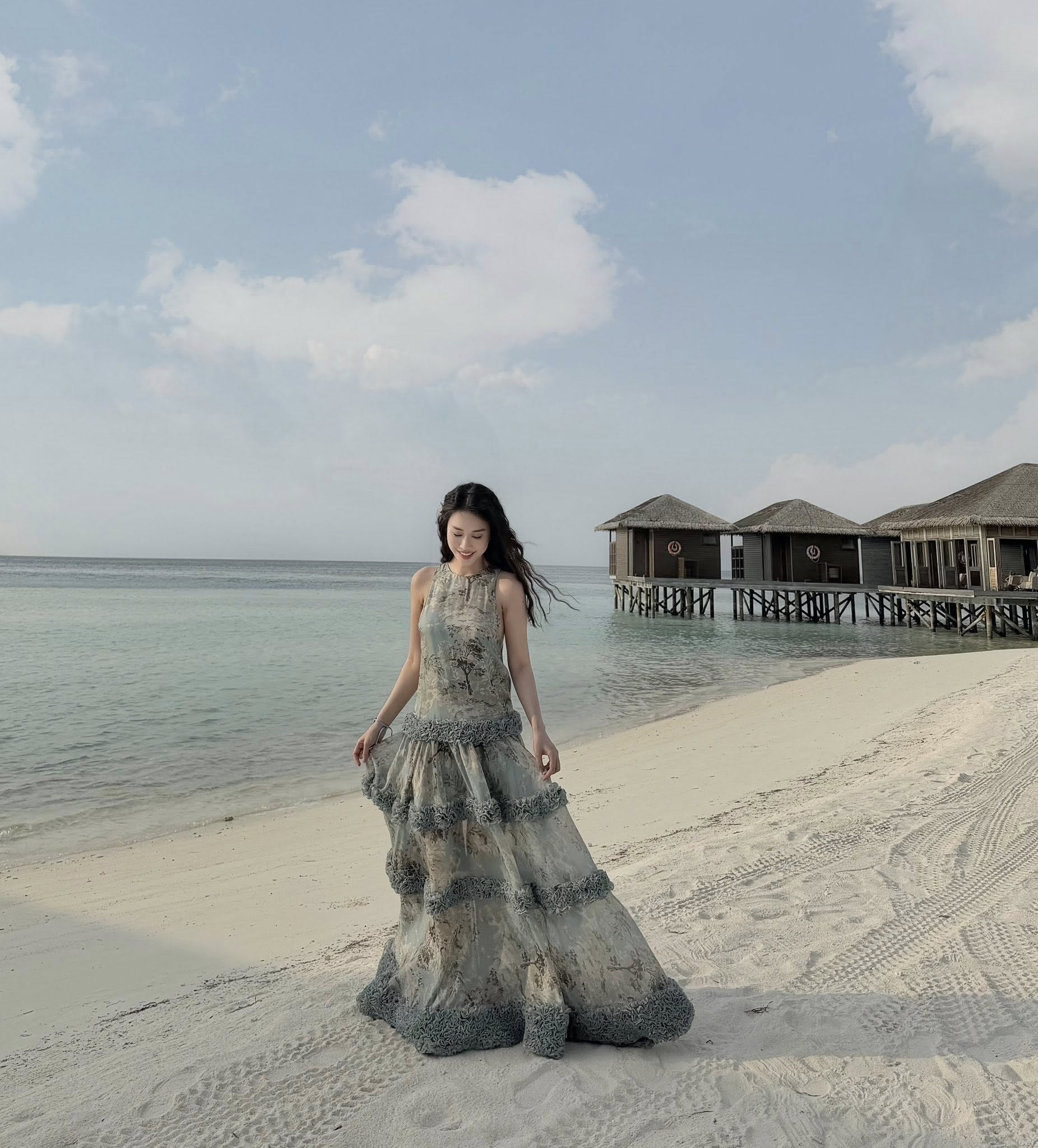 Nữ MC VTV lấy chồng Tiến sĩ, khoe vẻ sexy bỏng mắt插图3 Nữ MC VTV Ngô Mai Phương khoe vẻ sexy sau 2 lần sinh con - Ảnh 4.