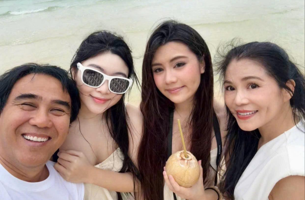 MC Quyền Linh chúc mừng sinh nhật con gái Lọ Lem tròn 20 tuổi đầy cảm động - Ảnh 4.