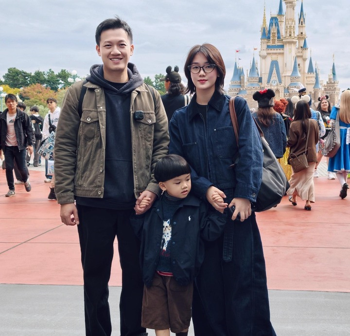 Nam MC VTV duyên dáng, gây sốt với phần thi 'Ai là triệu phú'插图2 Nam MC VTV duyên dáng, gây sốt với phần thi 'Ai là triệu phú' - Ảnh 3.