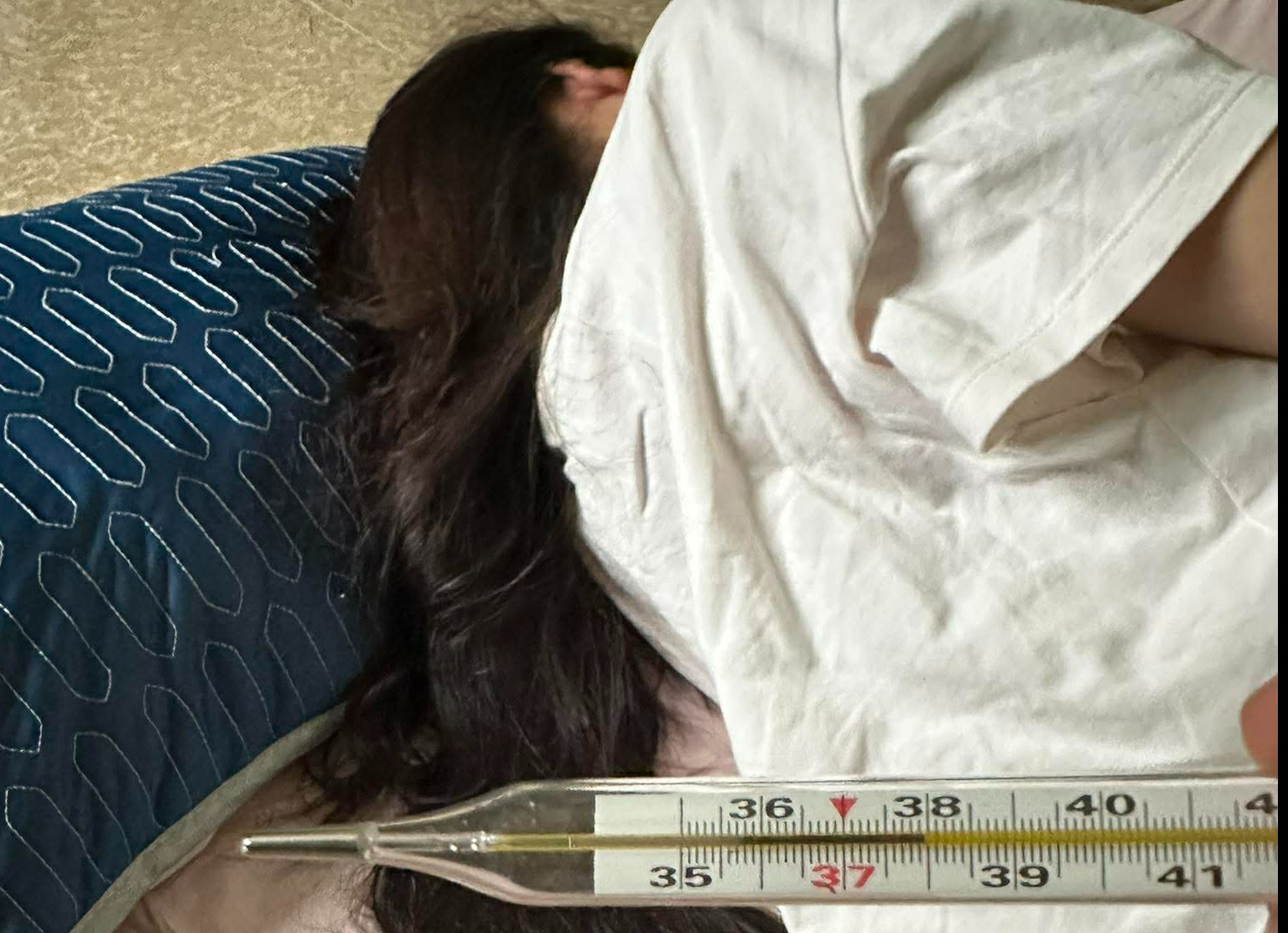 Thi vào lớp 10 công lập: Học sinh căng thẳng chạy đua với thời gian, phụ huynh