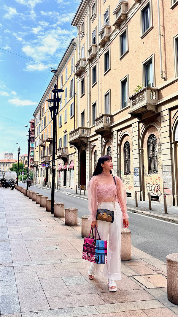 Con gái Thúy Hạnh đi Ý du học có cuộc sống ra sao? - Ảnh 5.