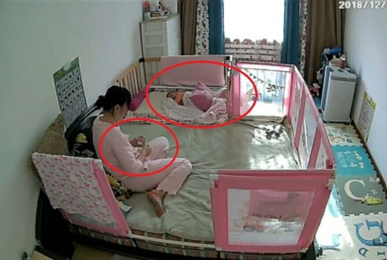 Camera giám sát ghi lại cảnh giúp việc có hành động lạ, người mẹ bật khóc khi hiểu rõ sự tình插图1 Camera giám sát ghi lại cảnh giúp việc có hành động lạ, người mẹ bật khóc khi hiểu rõ sự tình插图1