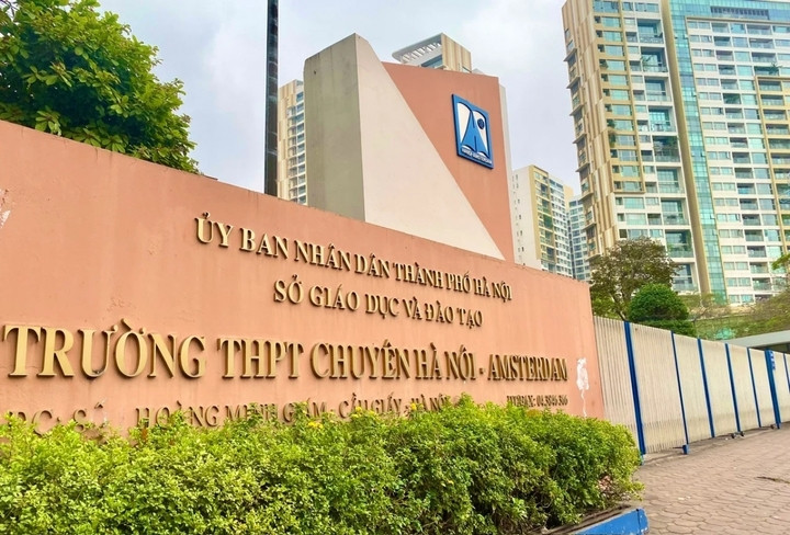 Trường THPT Chuyên Hà Nội - Amsterdam (Ảnh: Tào Nga)