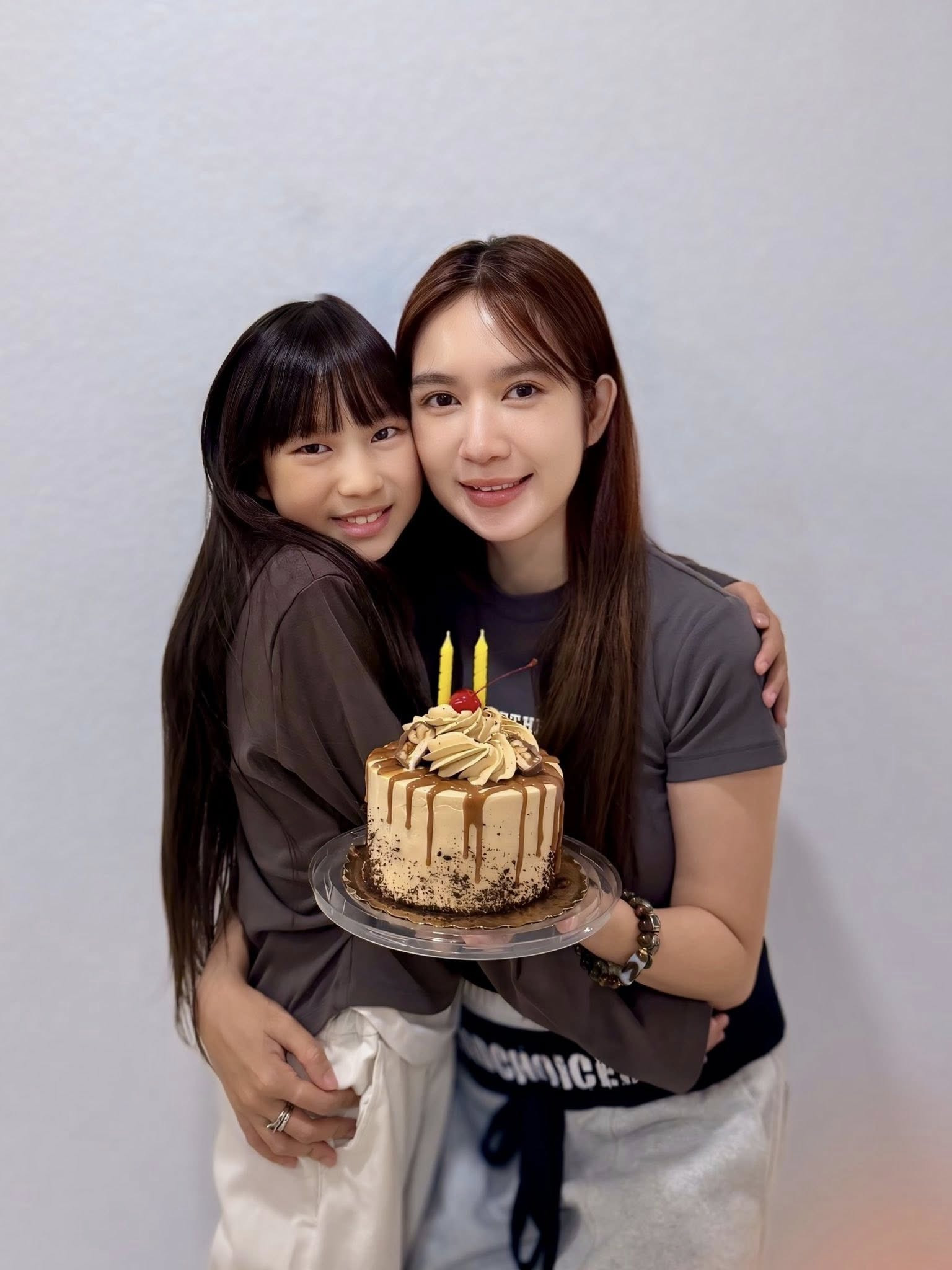 Những nữ nghệ sĩ được khen “càng đẻ càng đẹp”插图4 Những nữ nghệ sĩ được khen “càng đẻ càng đẹp”插图4