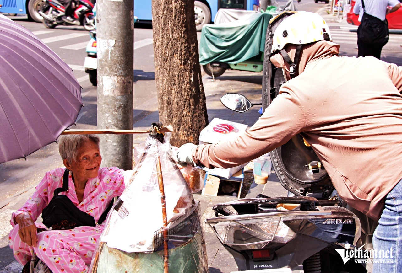 W-banh-tai-yen-3.JPG.jpg