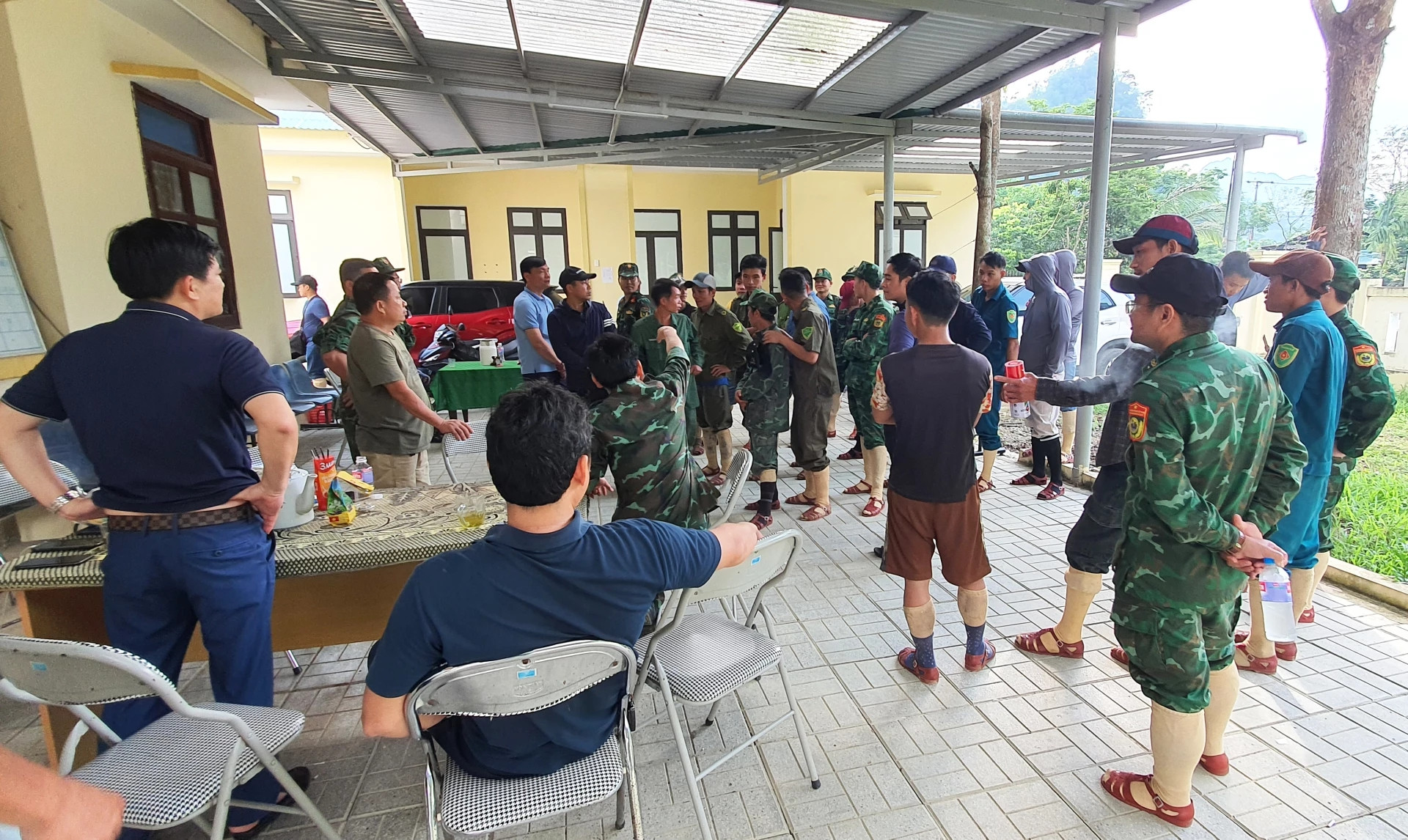 Trước khi treo cổ tự tử, nghi phạm sát hại vợ cũ đăng lời nhắn gây lạnh người - Ảnh 2.