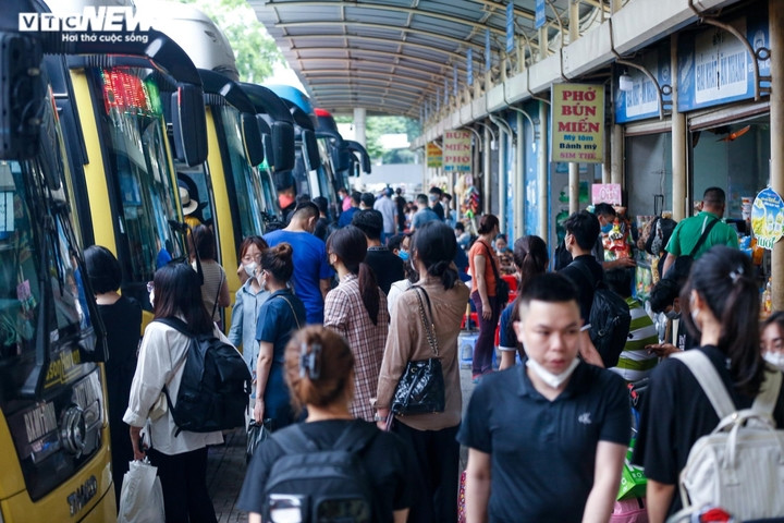 Hà Nội dự kiến từng bước di dời các bến xe lớn trong khu vực Vành đai 3 nhằm giảm áp lực giao thông cho nội đô.