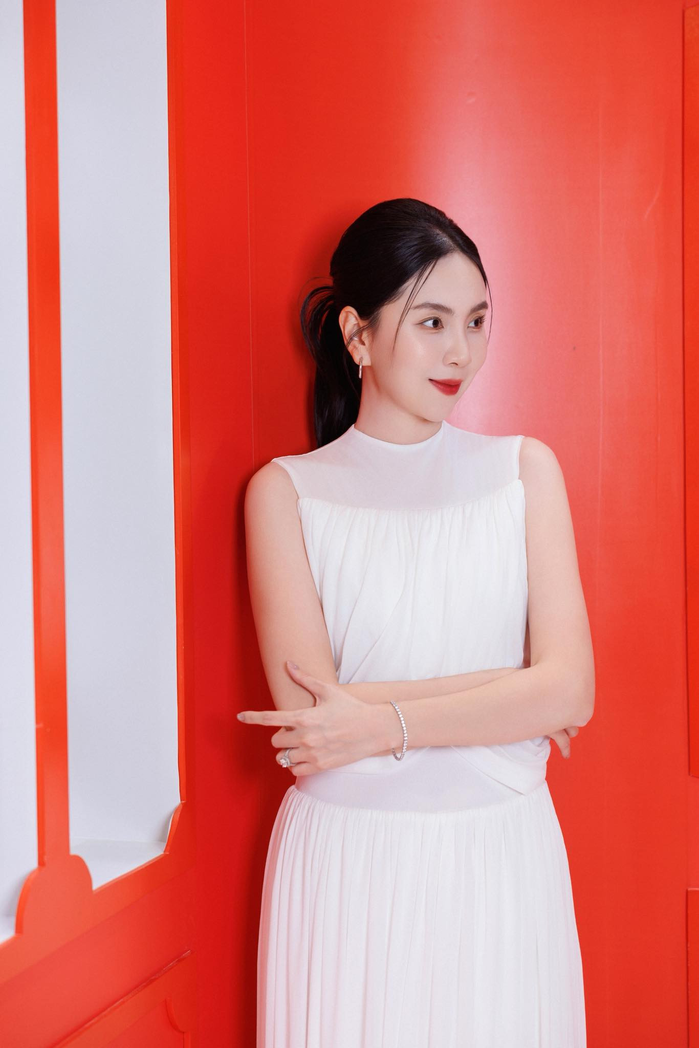 Nhan sắc và vóc dáng tuyệt đẹp của MC Mai Ngọc sau sinh con插图7 maingoc 8.jpeg
