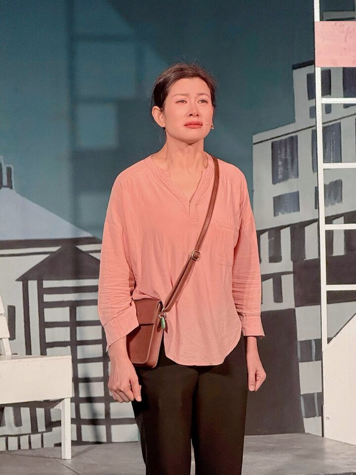 Sau thành công của