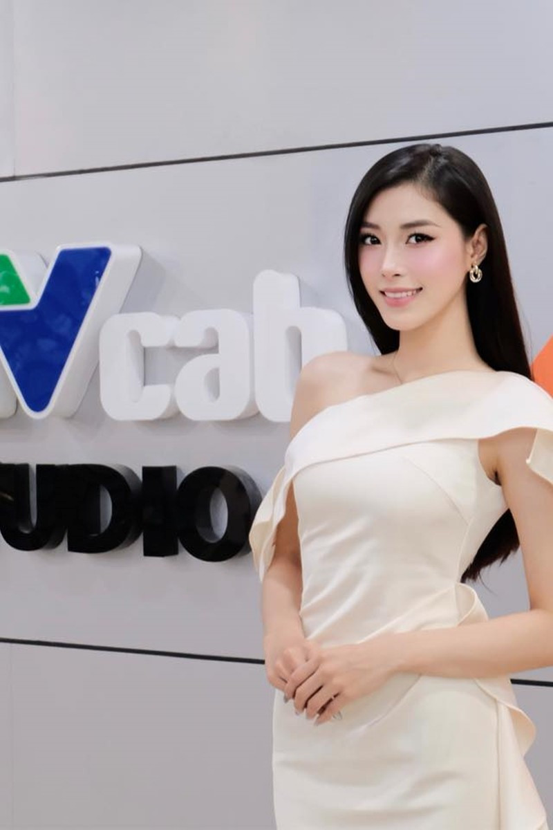 Điều chưa tiết lộ về MC VTV cao 1m76 từng là đội trưởng U19 bóng chuyền quốc gia - 1