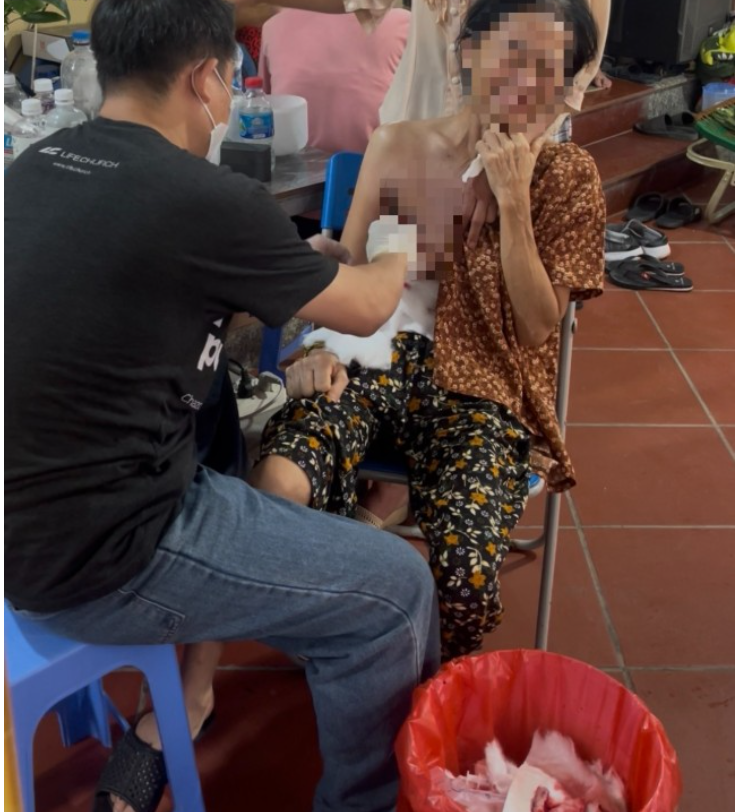 Hà Nội: Điều tra vụ mổ khối u tại cơ sở “chữa bệnh bằng nước” gây xôn xao dư luận- Ảnh 1.
