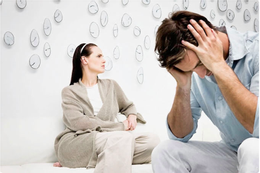 Người chồng ở rể và những vết thương âm thầm từ các “nhãn dán” của vợ- Ảnh 1.