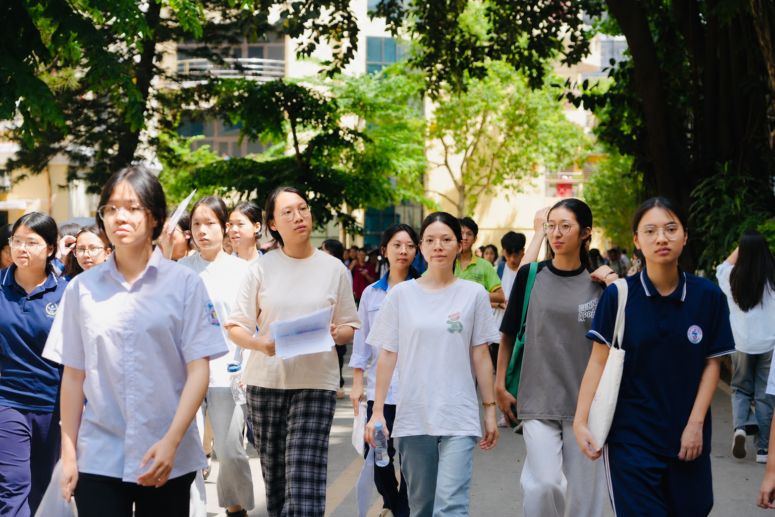 Thí sinh thi vào trường THPT Chuyên Khoa học xã hội và nhân văn (Ảnh: USSH Media)