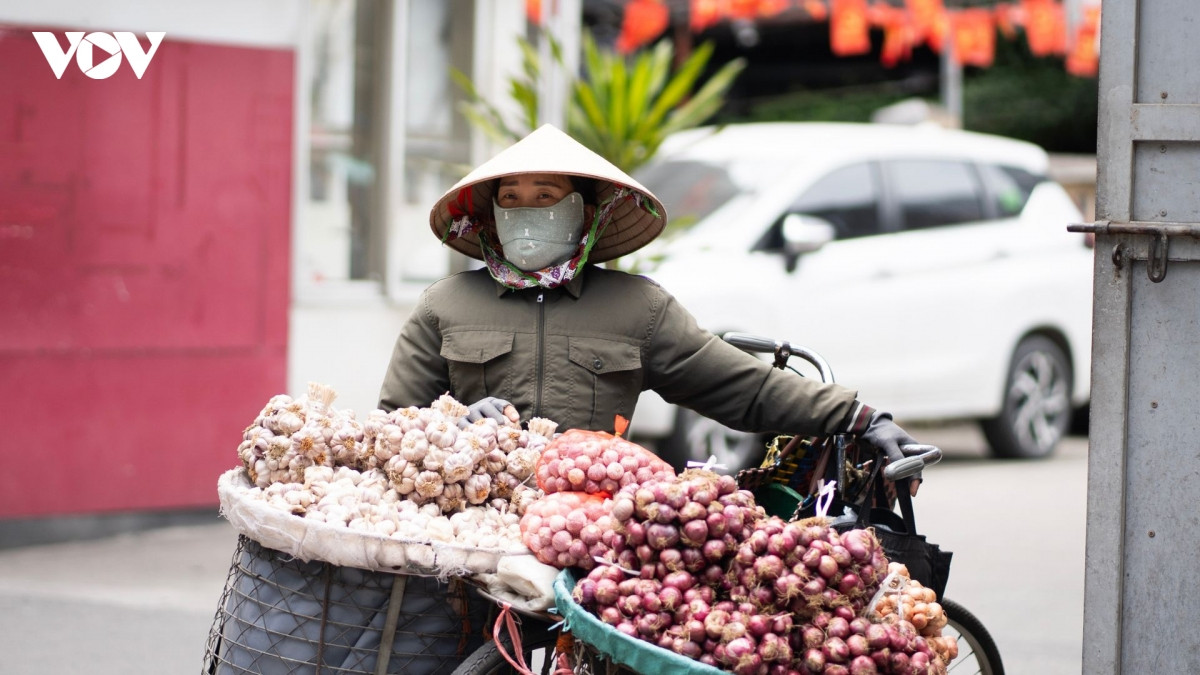 nang nong cuc doan, nguoi dan duoc khuyen cao tranh ra ngoai khung gio tu 10h-16h hinh anh 1