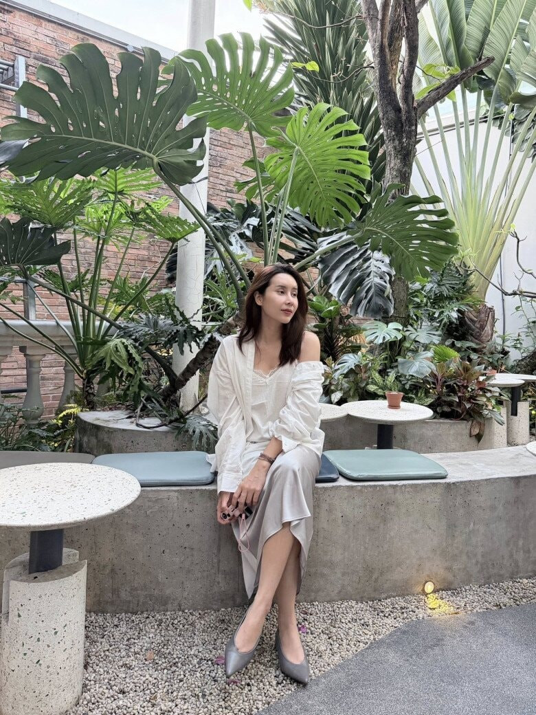 Lưu Hương Giang thể hiện sự mạnh mẽ và tinh tế trong cách xử lý các vấn đề đời tư.