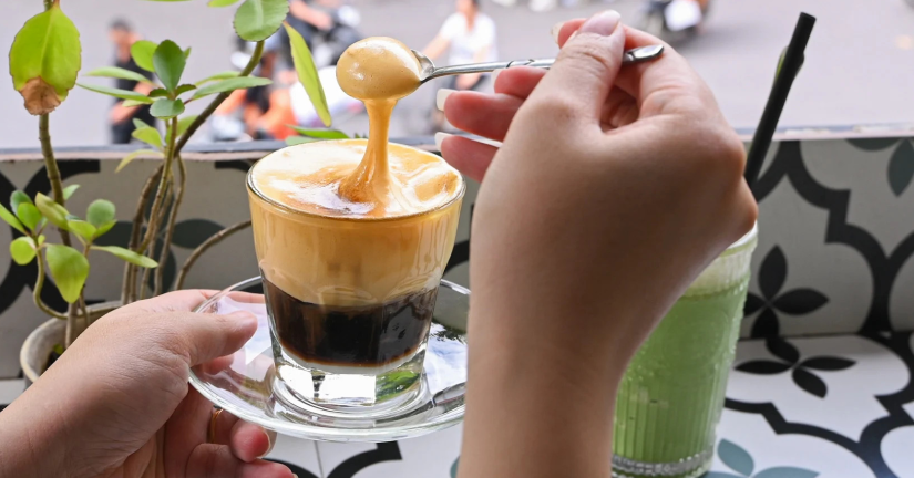 Chồng uống một bình cà phê mỗi ngày, vợ lo lắng hỏi chuyên gia插图1