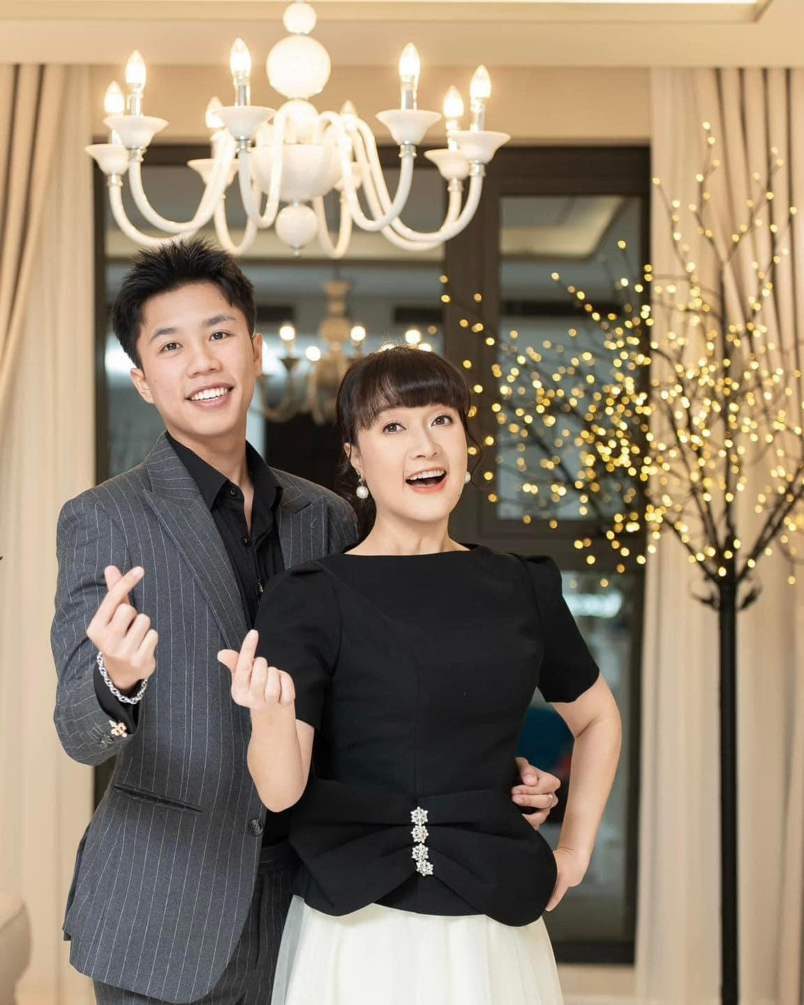 Nữ nghệ sĩ hài gây sốt với màn đáp trả cực duyên về chuyện tình cảm của con trai - Ảnh 6.