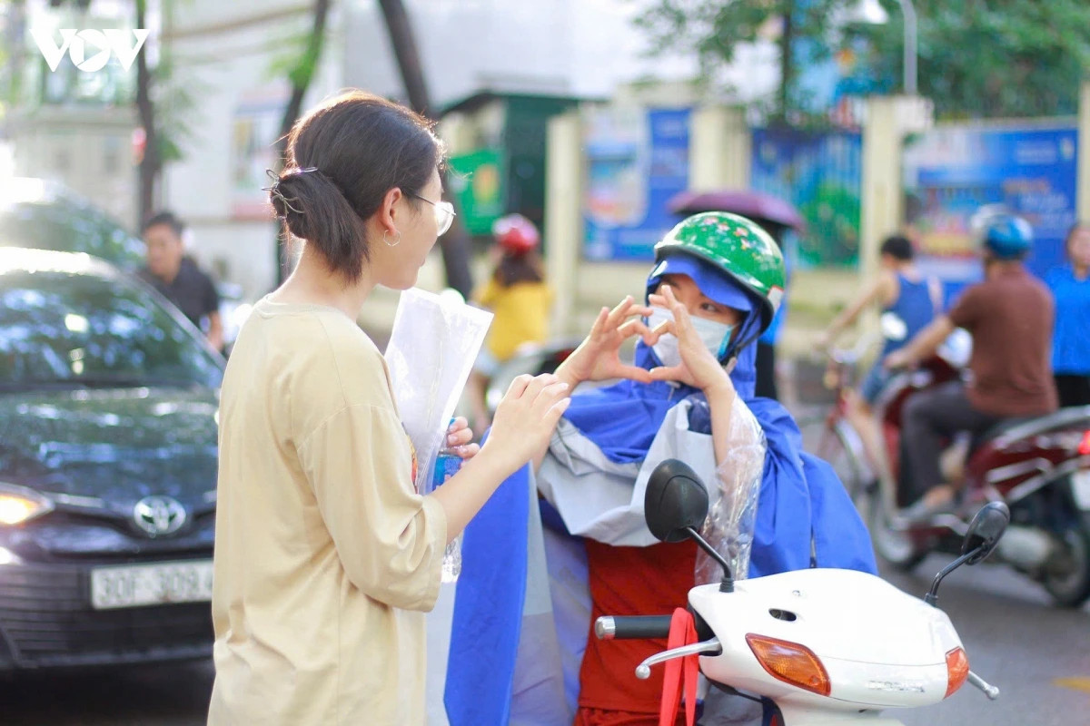 goi y dap an mon ngu van ky thi tuyen sinh lop 10 ha noi nam 2026 hinh anh 1