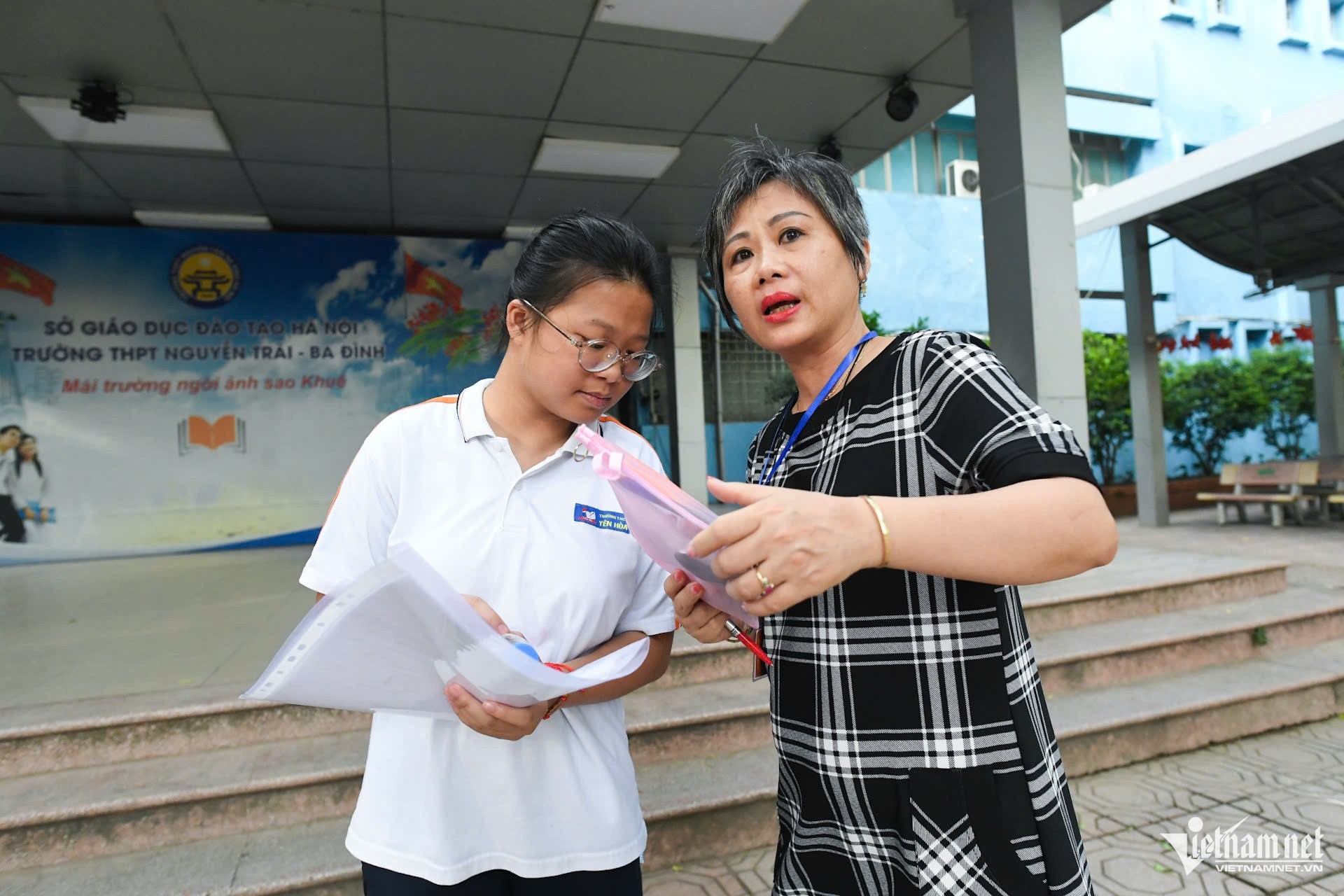 W-thao thi lop 108.jpg