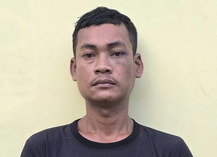 Danh Chơn và Nguyễn Thị Thanh Trúc tại cơ quan điều tra.