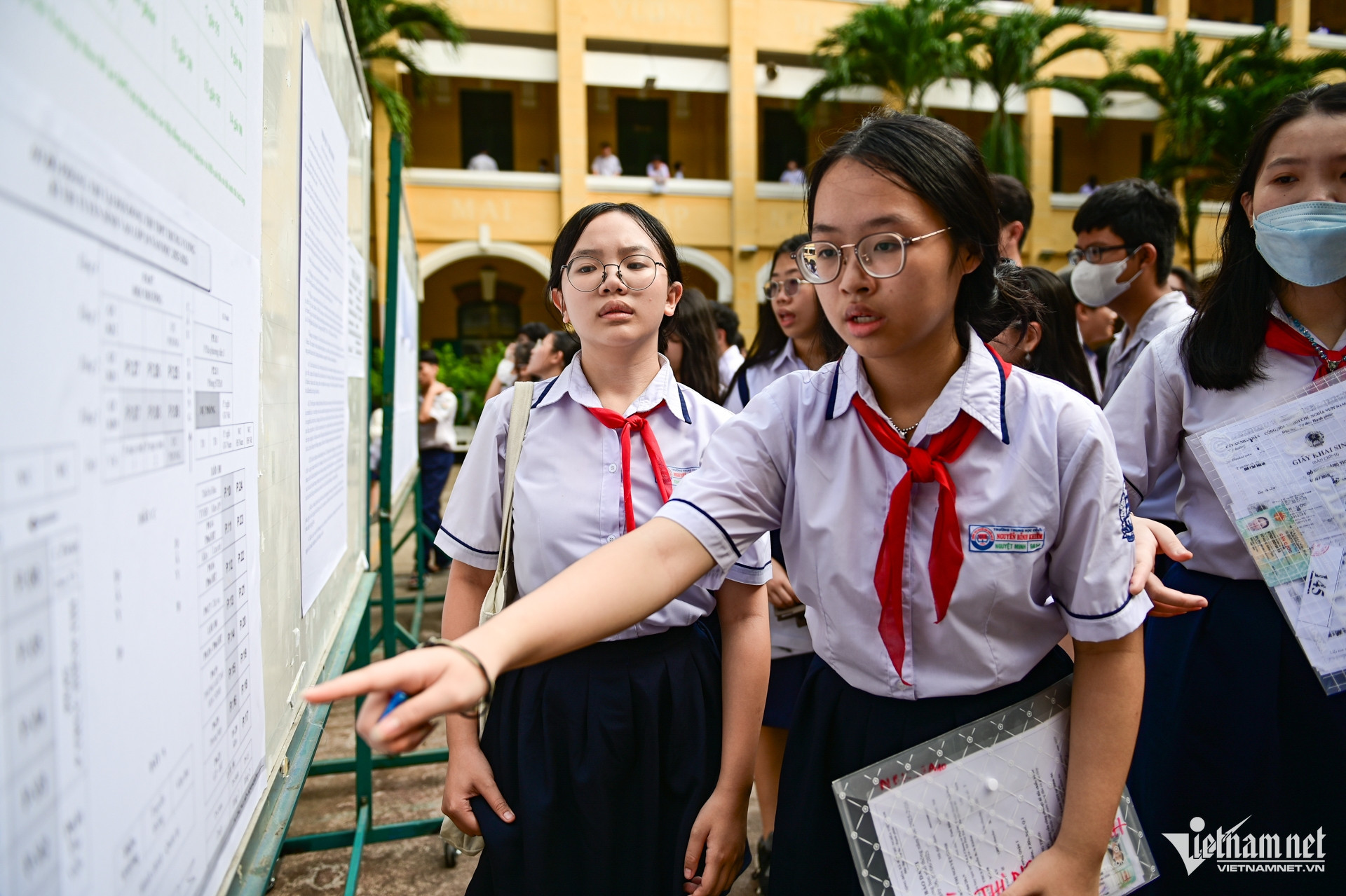 W-Thi 10 TPHCM   Nguyễn Huế_ 4.jpg