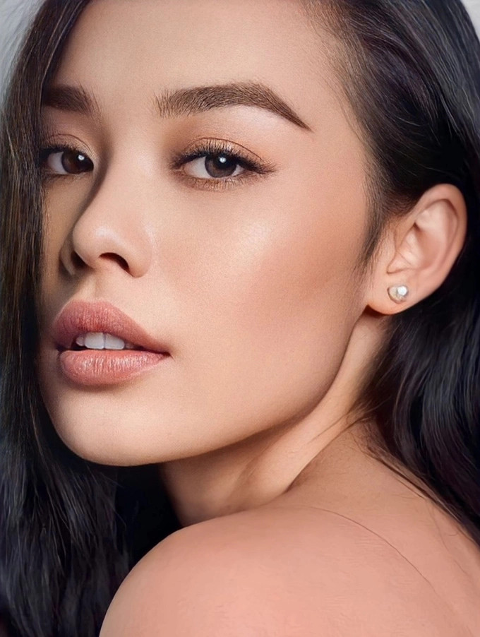 Người mẫu Nguyễn Thị Tú Ny vừa chia sẻ nhận được thư mời tham gia vòng casting trực tiếp của Victoria's Secret Fashion Show 2026 viễn ra tại Los Angeles (Mỹ) vào ngày 13-14/5.