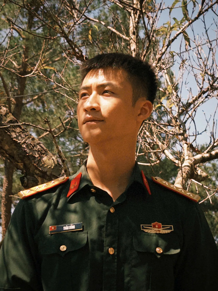 Vai diễn đại uý Hùng trong