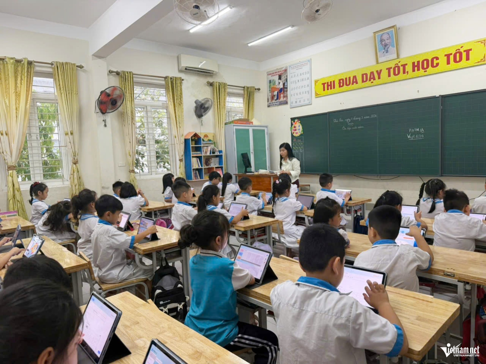W-a lớp học2.jpg