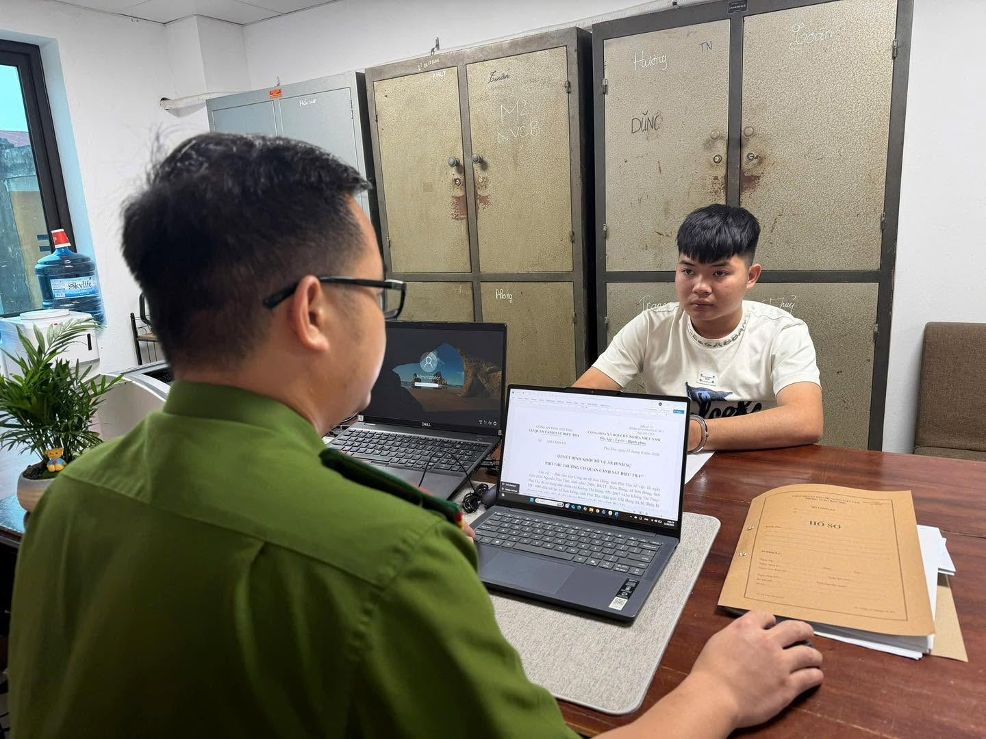 Bắt nam thanh niên dùng dao tấn công vợ và mẹ vợ ở Phú Thọ插图 dao phay tan con 1.jpg