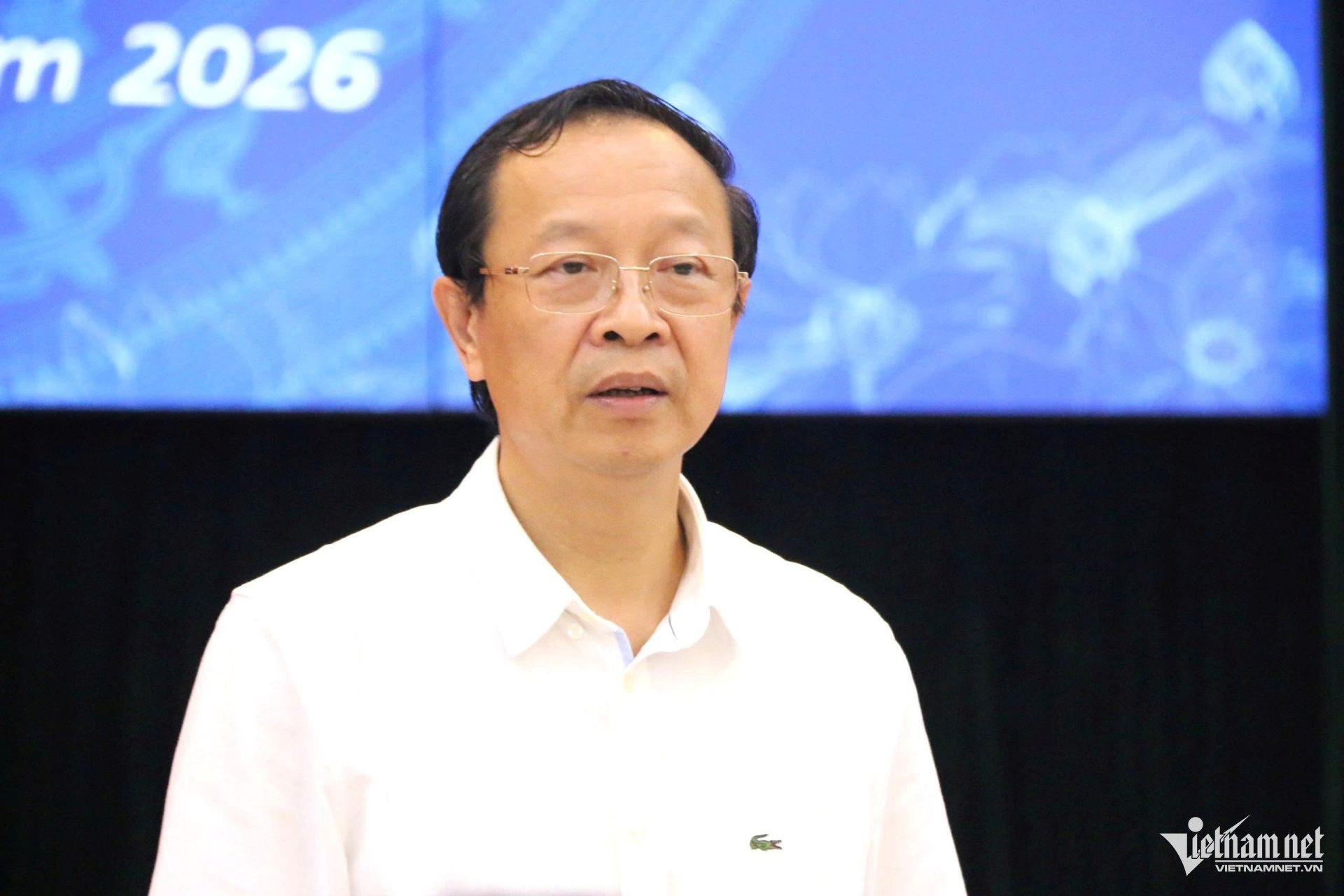 W-Pham Ngoc Thuong.jpg