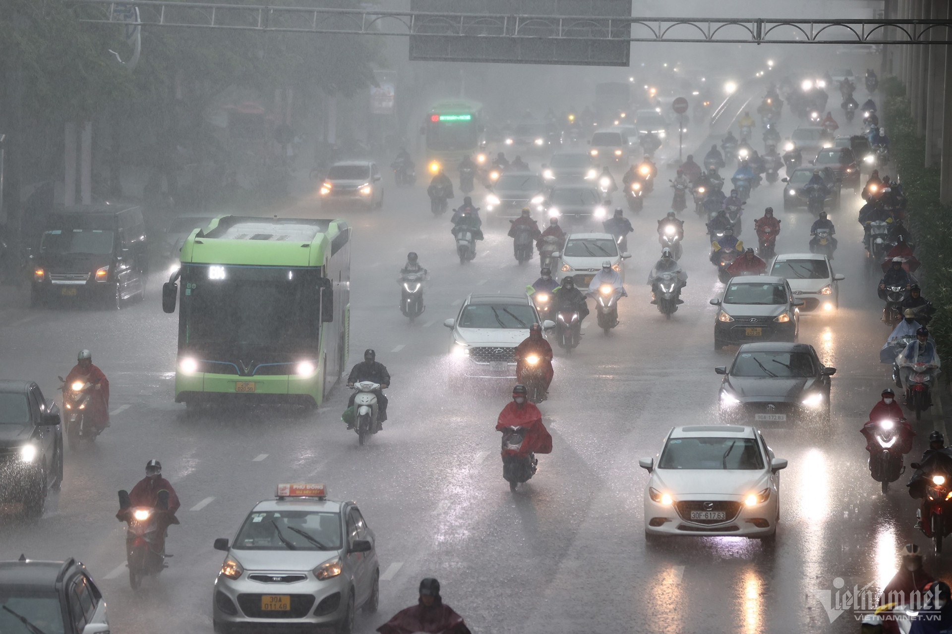 El Nino hình thành nhanh, liệu nắng nóng hơn 1 tháng như năm 2015 có tái diễn?插图3 Xu thế xuất hiện El Nino mạnh đến rất mạnh, thời tiết 'dị thường' rình rập