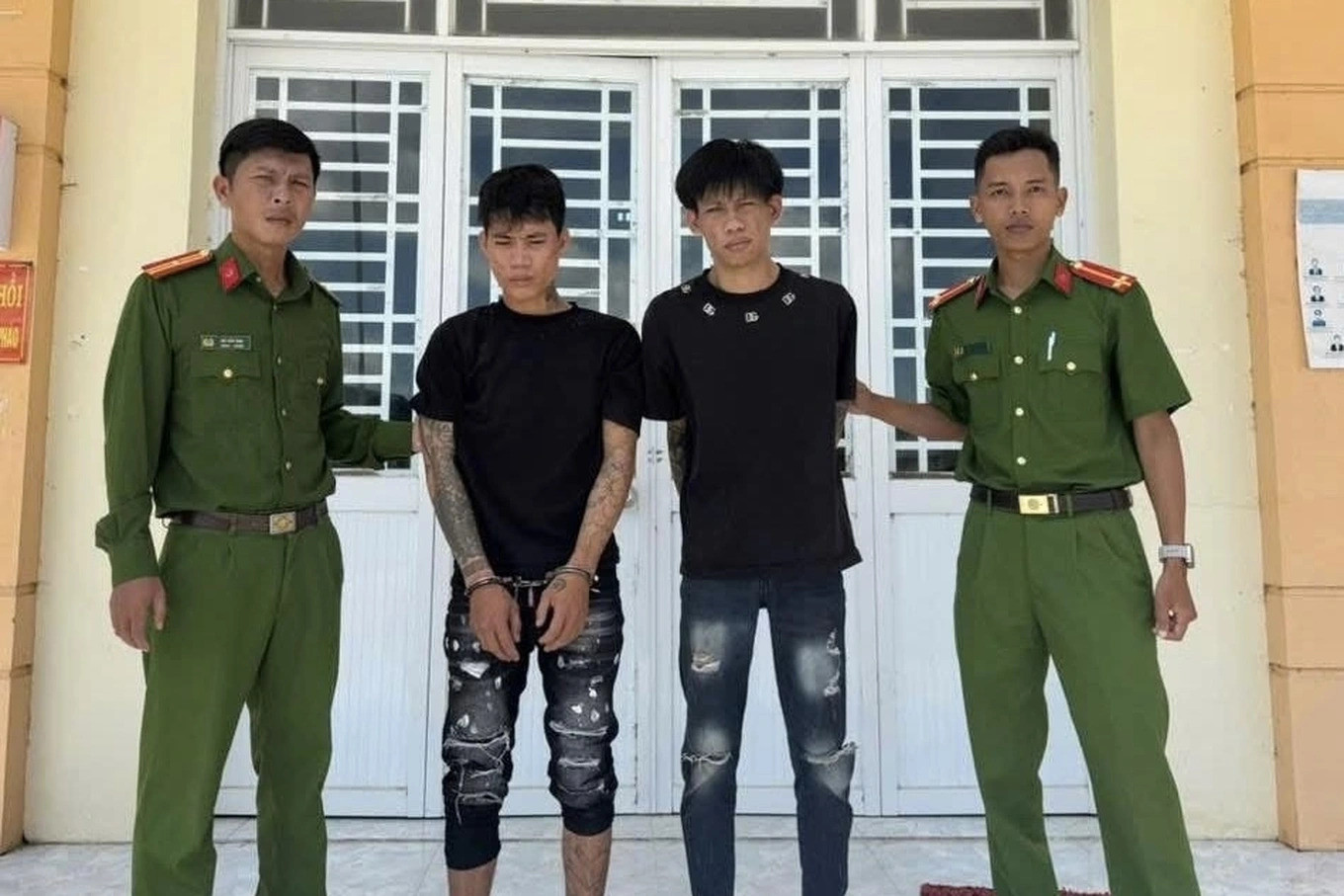 Công an bắt 2 nghi phạm cướp giật tài sản trong 24 giờ Tại Thuận Giao - Ảnh 2.